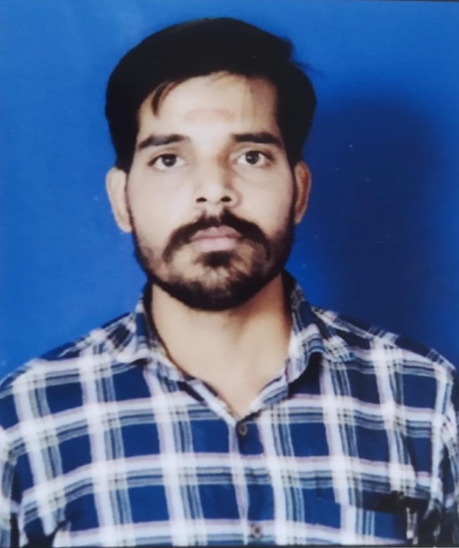 student-Muneesh Tiwari